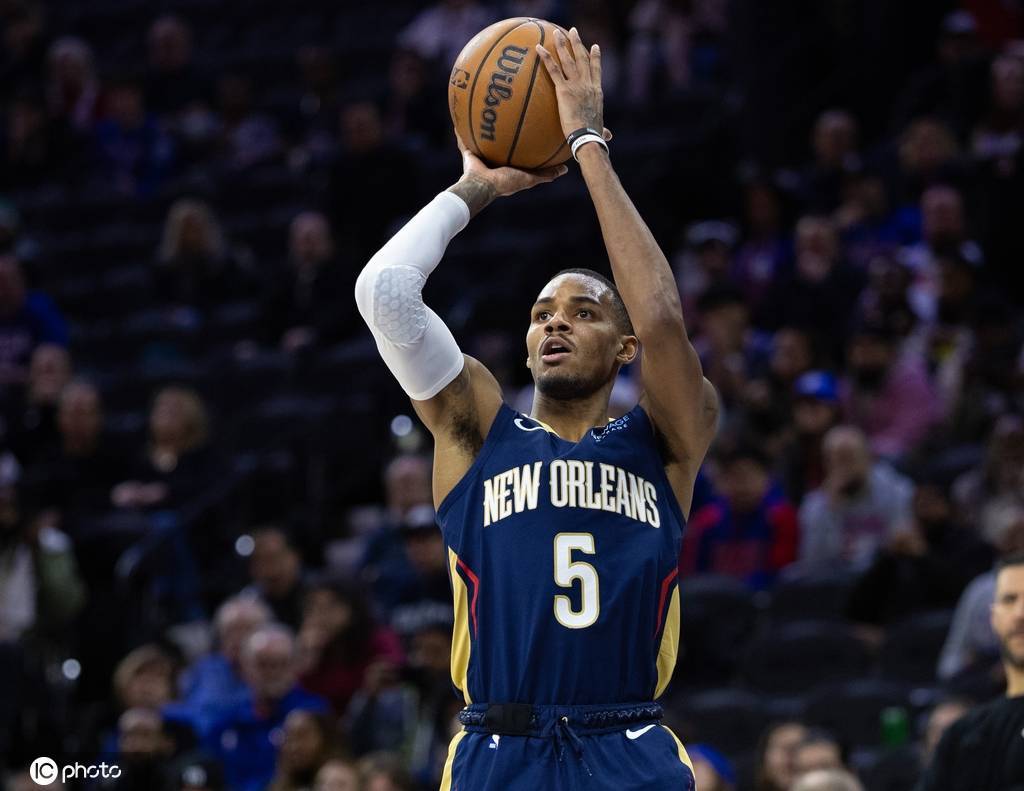 鹈鹕穆雷跟腱恢复良好 预计将于新年后复出